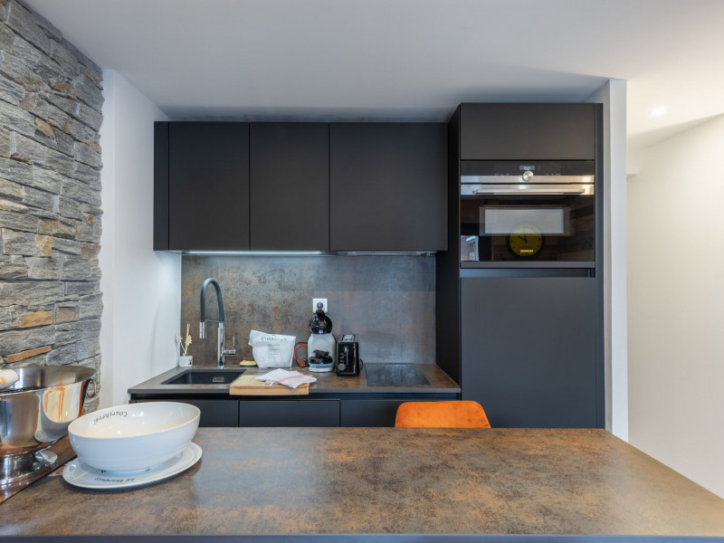 _lv_images__lot_0000170207_03_1446154