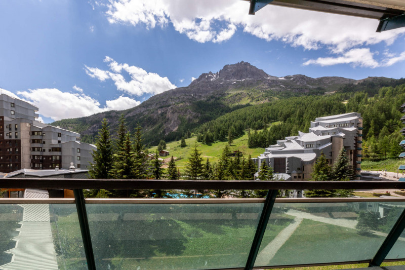 _lv_images__lot_0000240071_11_1457490