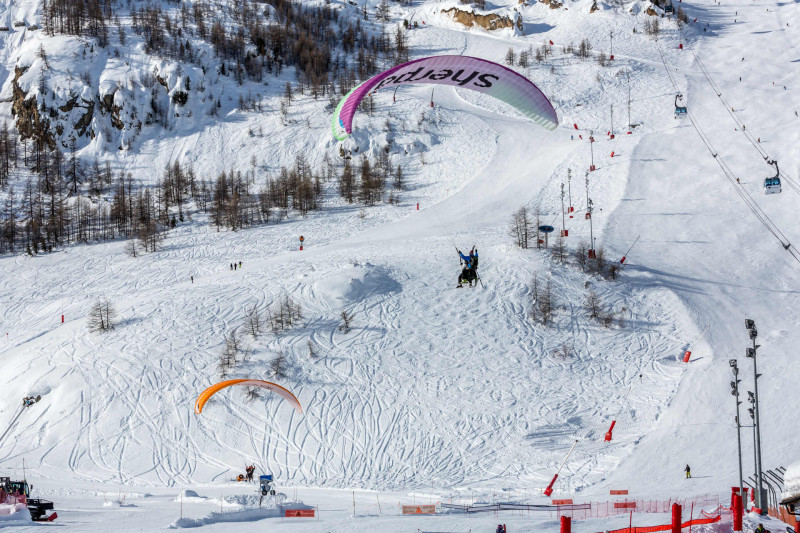 _lv_images__lot_0000950010_15_1458451 _lv_images__lot_0000950010_15_1458451