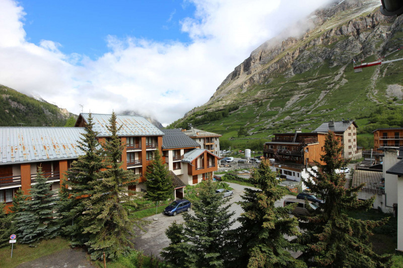 _lv_images__lot_0002340043_09_1457641