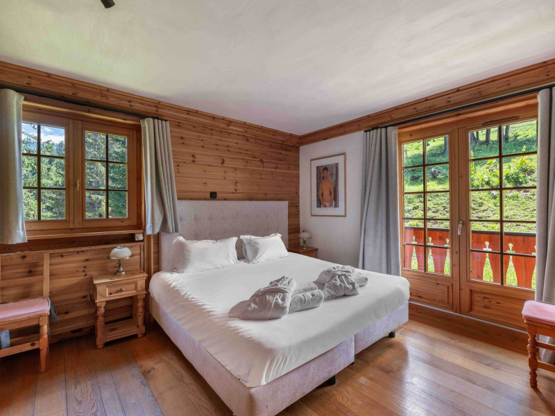 _lv_images__lot_0005880001_10_1445098