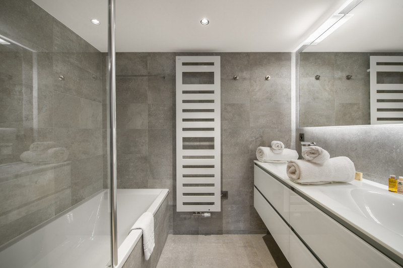 _lv_images__lot_0020020020_09_1449019