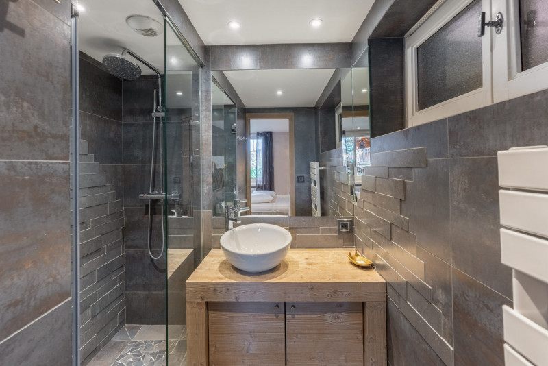 _lv_images__lot_0020470008_08_1448956