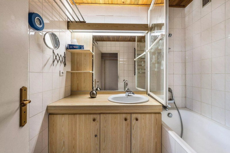 _lv_images__lot_0060340023_07_1446794