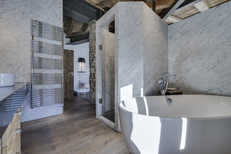 _lv_images__lot_0060360052_07_1446479