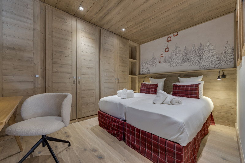 _lv_images__lot_0060420005_04_1446676