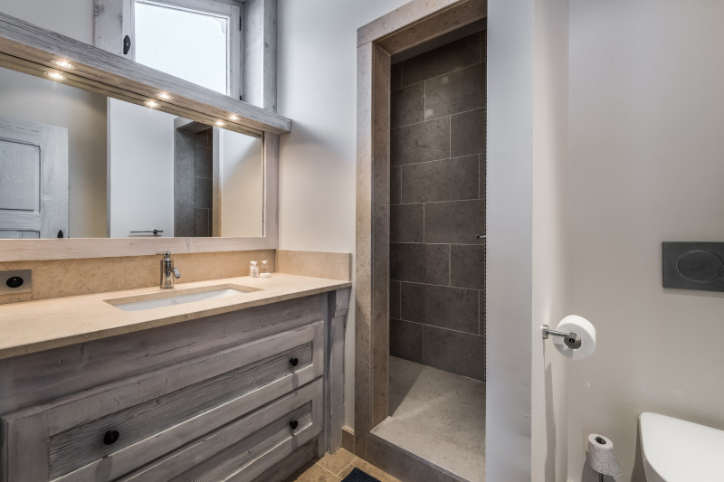 _lv_images__lot_0060510474_15_1448437