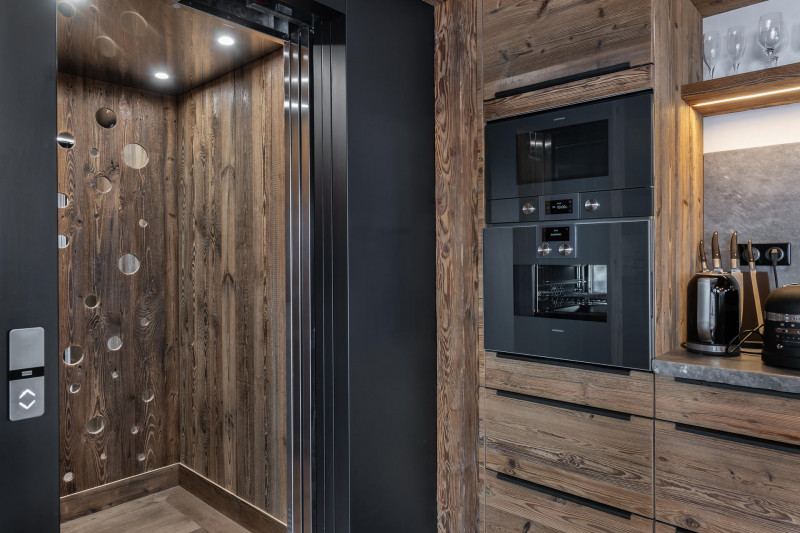 _lv_images__lot_0060510560_14_1446470