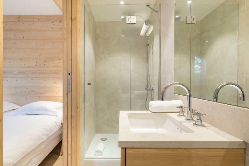 _lv_images__lot_0060510600_06_1448921