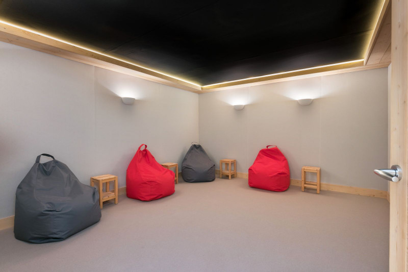 _lv_images__lot_0060510600_11_1448926