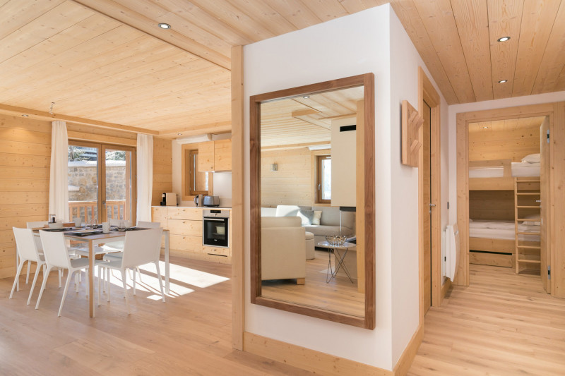 _lv_images__lot_0060510602_05_1448796