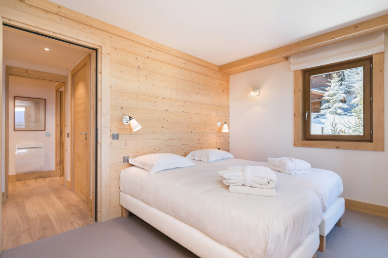 _lv_images__lot_0060510603_07_1448762