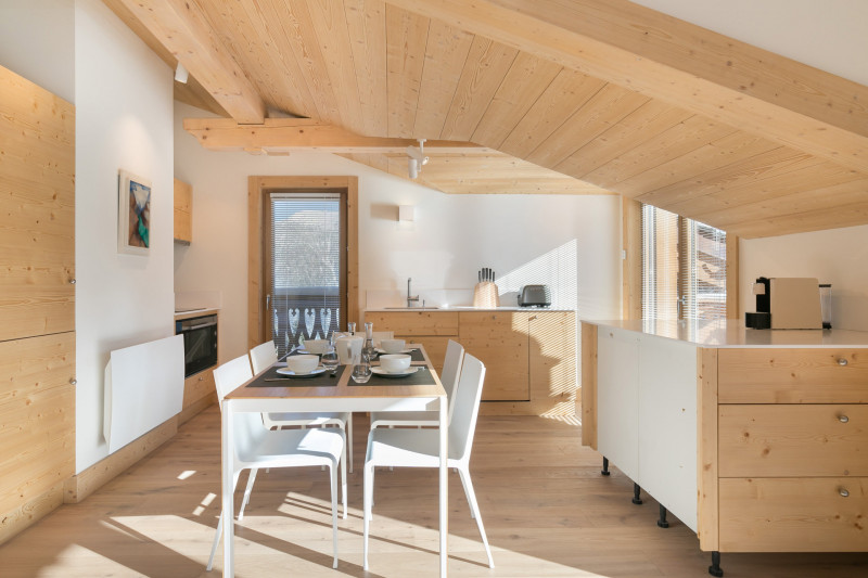 _lv_images__lot_0060510605_02_1448733