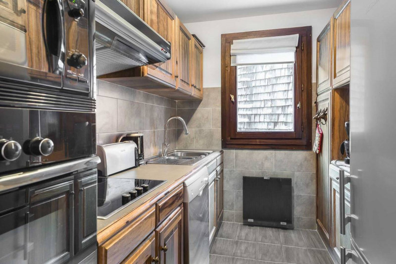 _lv_images__lot_0060510617_05_1448607