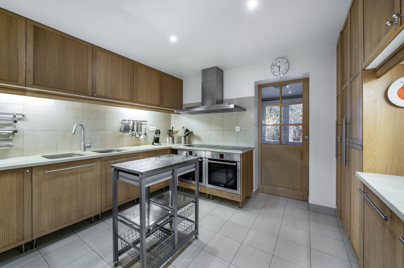 _lv_images__lot_0060510686_04_1448106