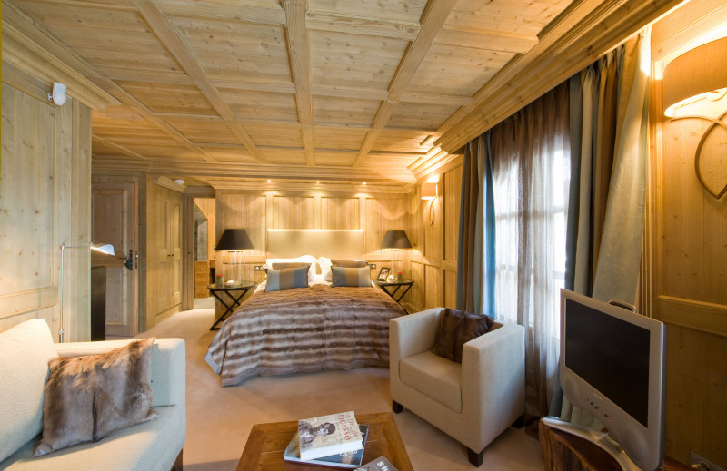 _lv_images__lot_0060510692_07_1448469