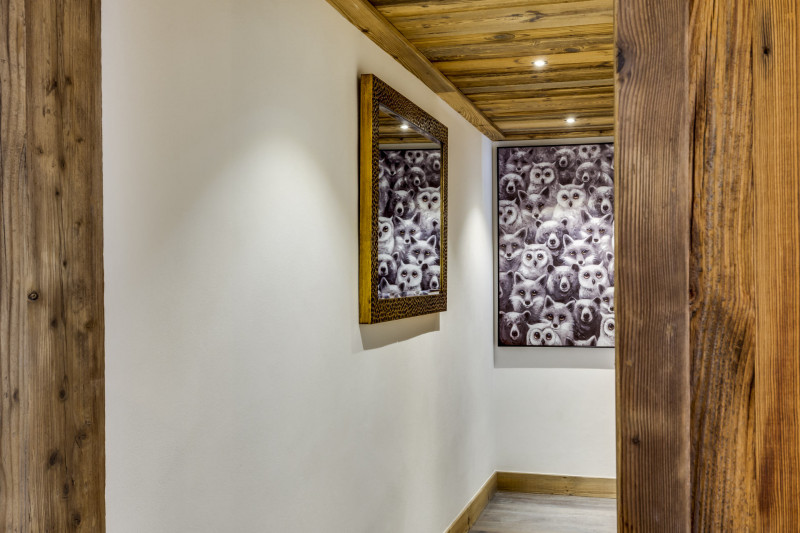 _lv_images__lot_0060510719_04_1446854