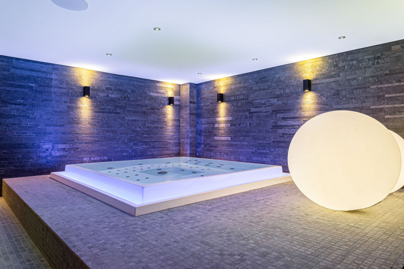 _lv_images__lot_0060510753_15_1446363