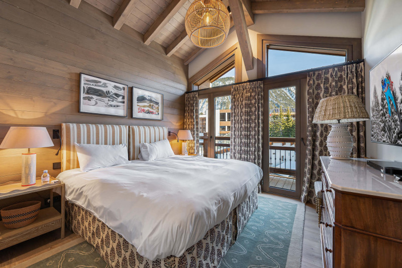 _lv_images__lot_0060510759_10_1445066