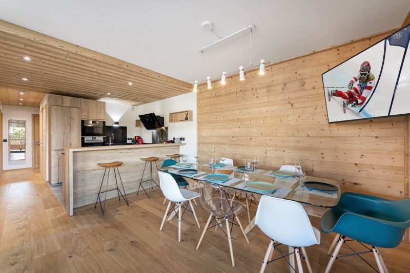 _lv_images__lot_0060510823_01_1445714