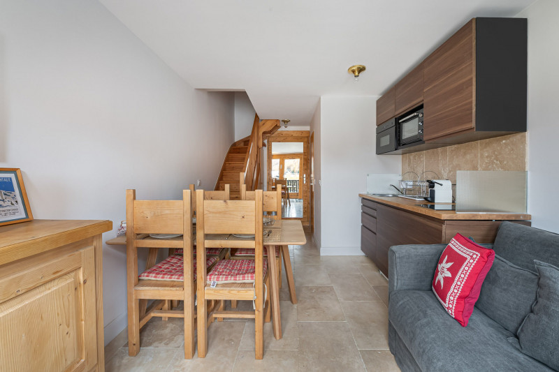 _lv_images__lot_0060510870_04_1446940