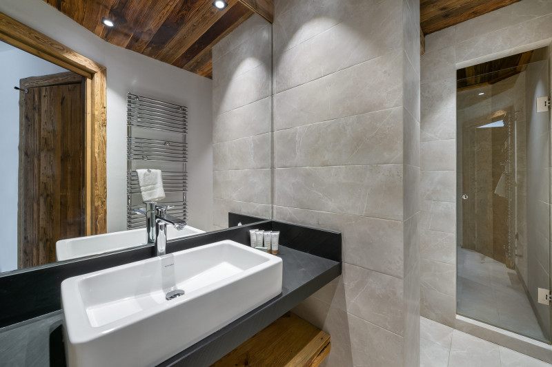 _lv_images__lot_0060510957_10_1446620