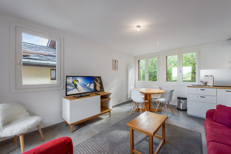 _lv_images__lot_0060511006_06_1445484