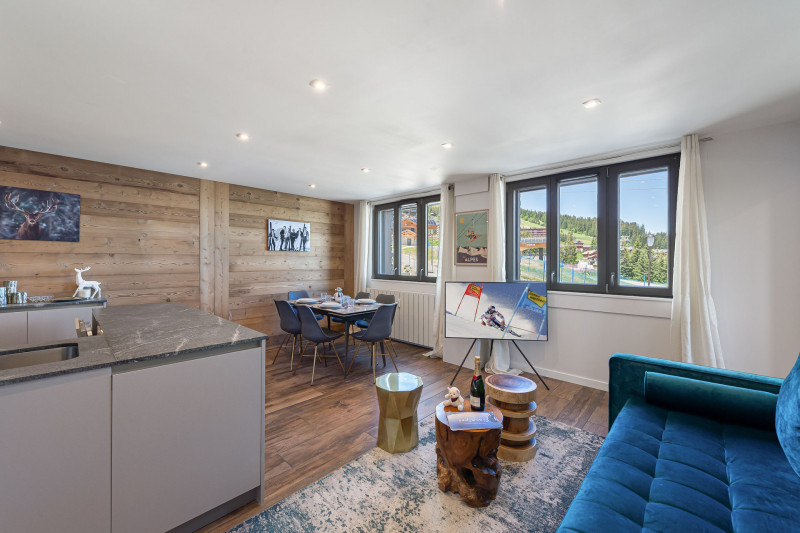 _lv_images__lot_0060511098_02_1448907