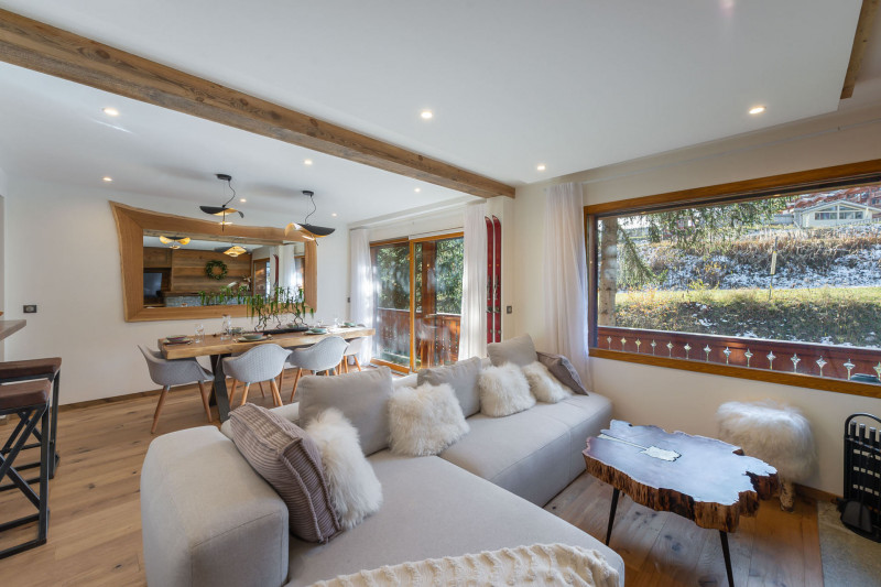 _lv_images__lot_0060511369_01_1448927