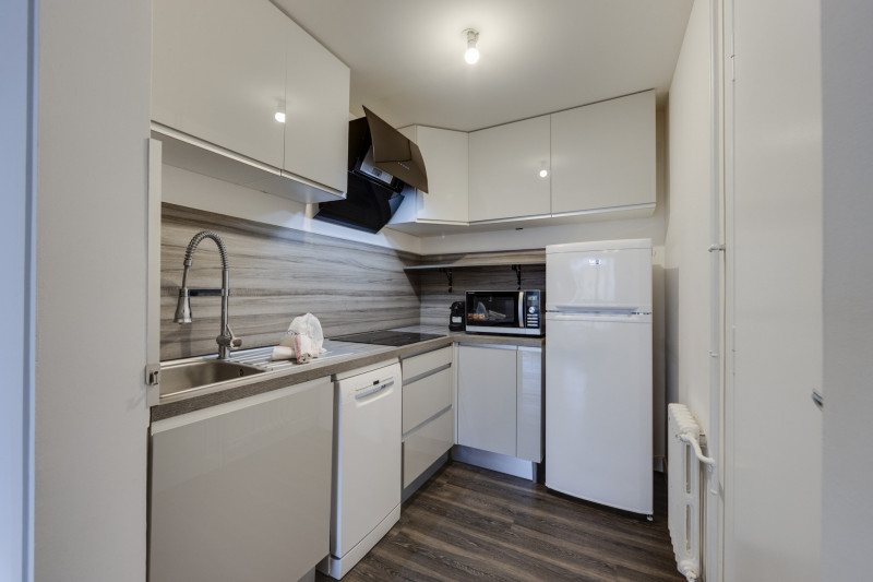 _lv_images__lot_0060511566_03_1446908