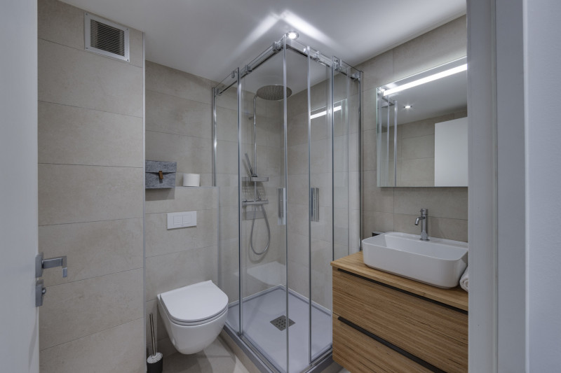 _lv_images__lot_0060511570_10_1447384