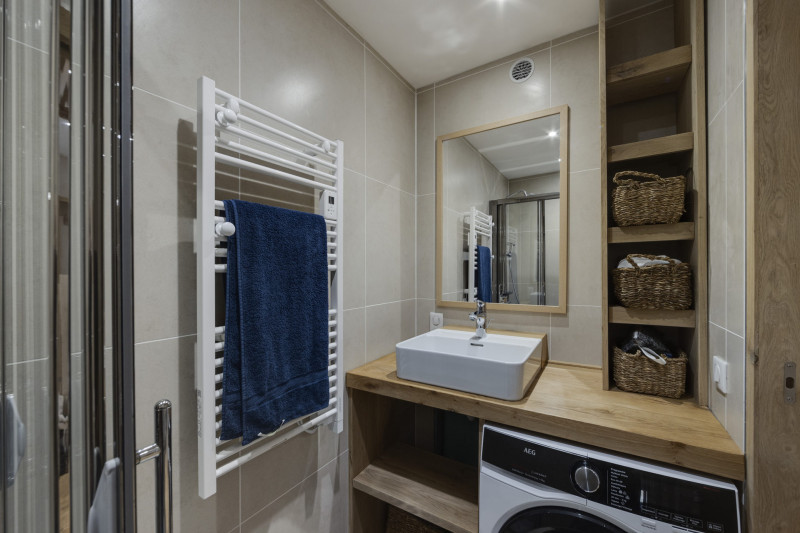 _lv_images__lot_0074061511_09_1447500