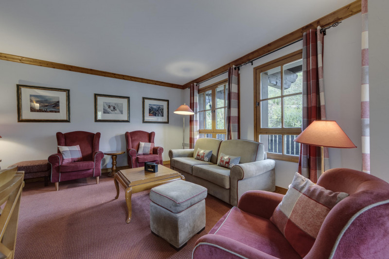 _lv_images__lot_0074061527_02_1447713