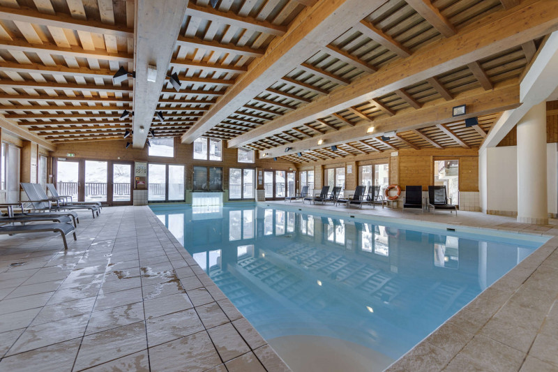 _lv_images__lot_0074061527_12_1447723