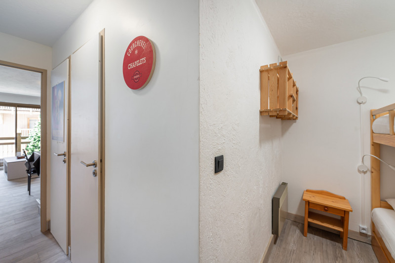 _lv_images__lot_0074061610_08_1445465