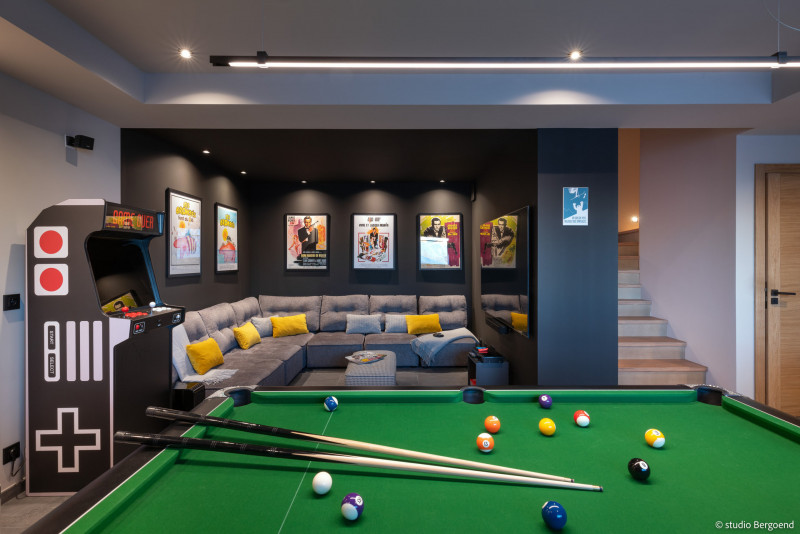 _lv_images__lot_0074061807_04_1342862