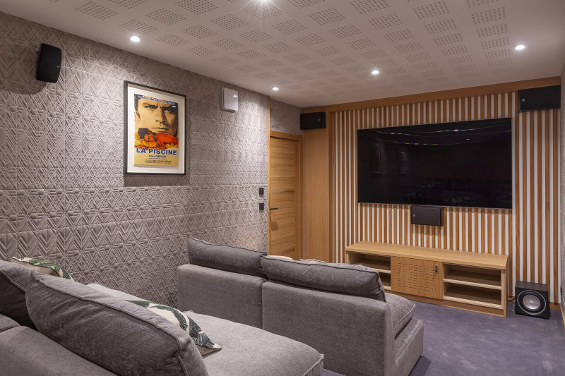 _lv_images__lot_0074061808_08_1342879