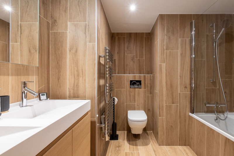 _lv_images__lot_0074061856_13_1445287