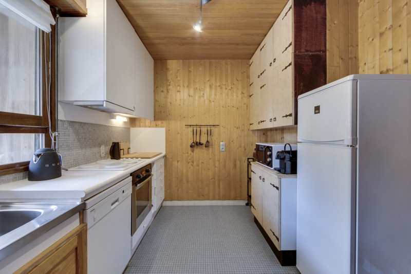 _lv_images__lot_0074061878_03_1446986