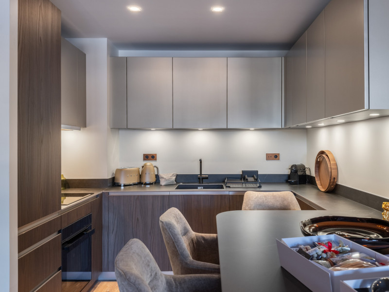 _lv_images__lot_0074061903_03_1448884