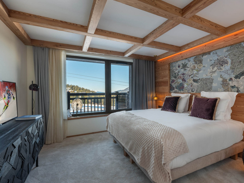 _lv_images__lot_0074061903_05_1448886