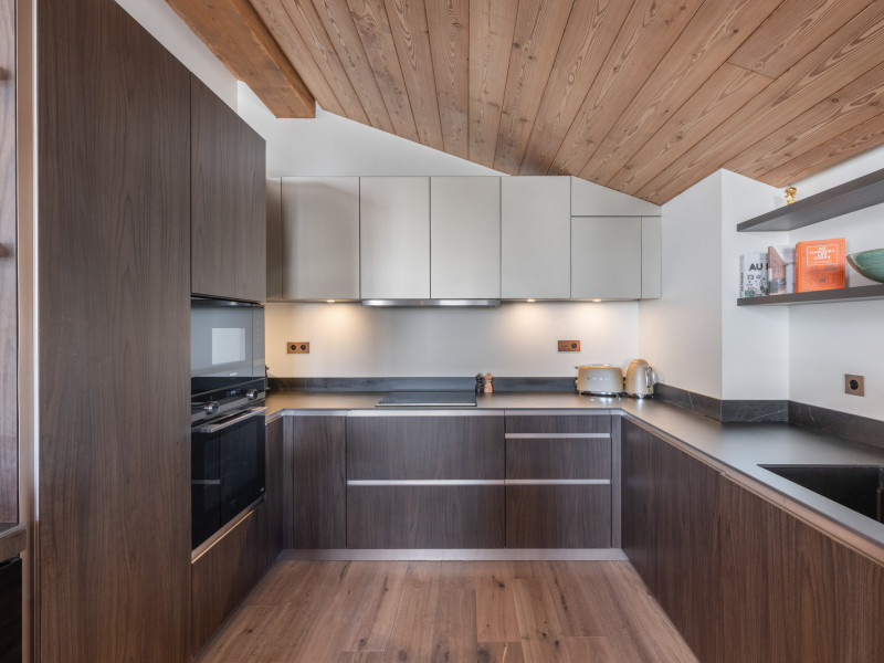 _lv_images__lot_0074061904_03_1448666