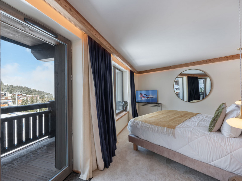 _lv_images__lot_0074061904_07_1448670