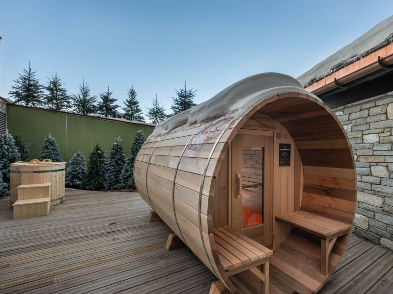 _lv_images__lot_0074061907_11_1448660