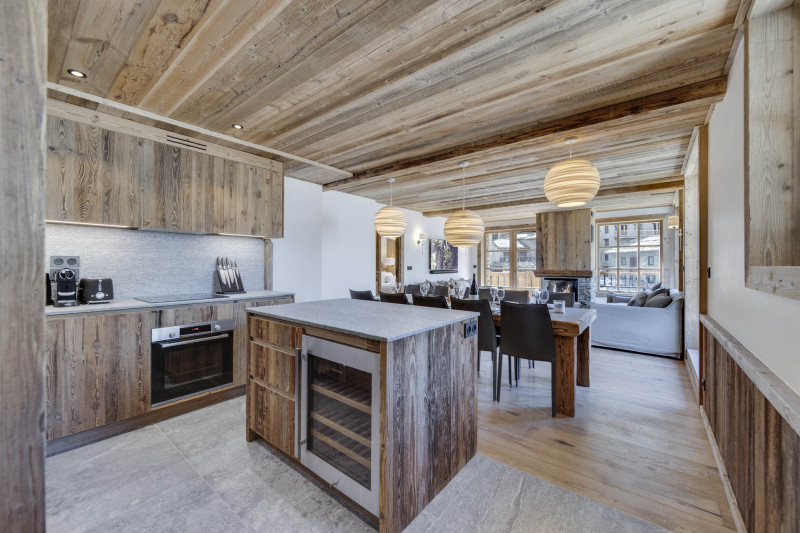 _lv_images__lot_0074061915_06_1446402