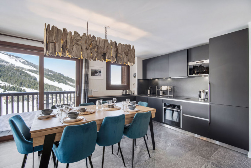 _lv_images__lot_0074061979_02_1445862