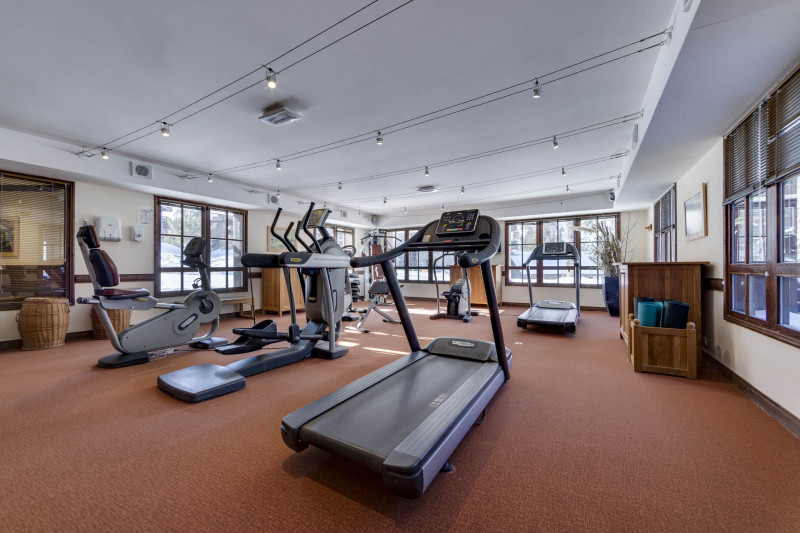 _lv_images__lot_0074061993_15_1447812