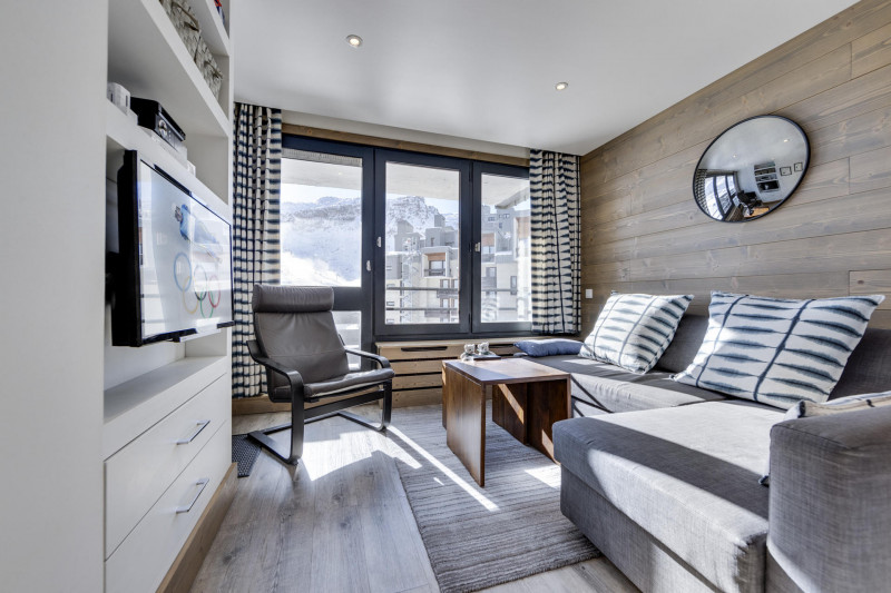 _lv_images__lot_0074061997_01_1447636