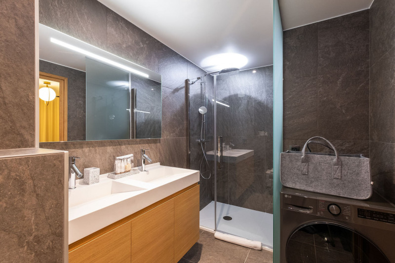 _lv_images__lot_0074062002_09_1445770