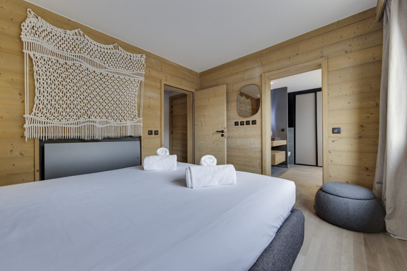 _lv_images__lot_0075553373_08_1447692